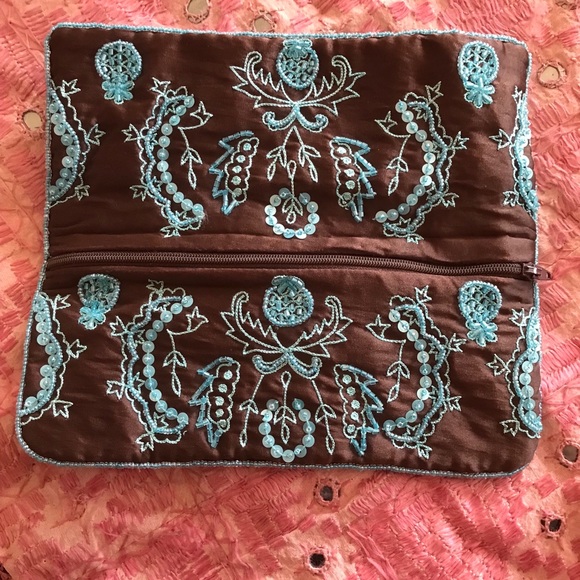 Monya silk foldover beaded pouch - Picture 2 of 5